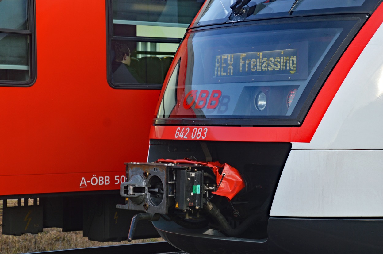 Dieseltriebwagen DB-Reihe 642 auf der Mattigtalbahn